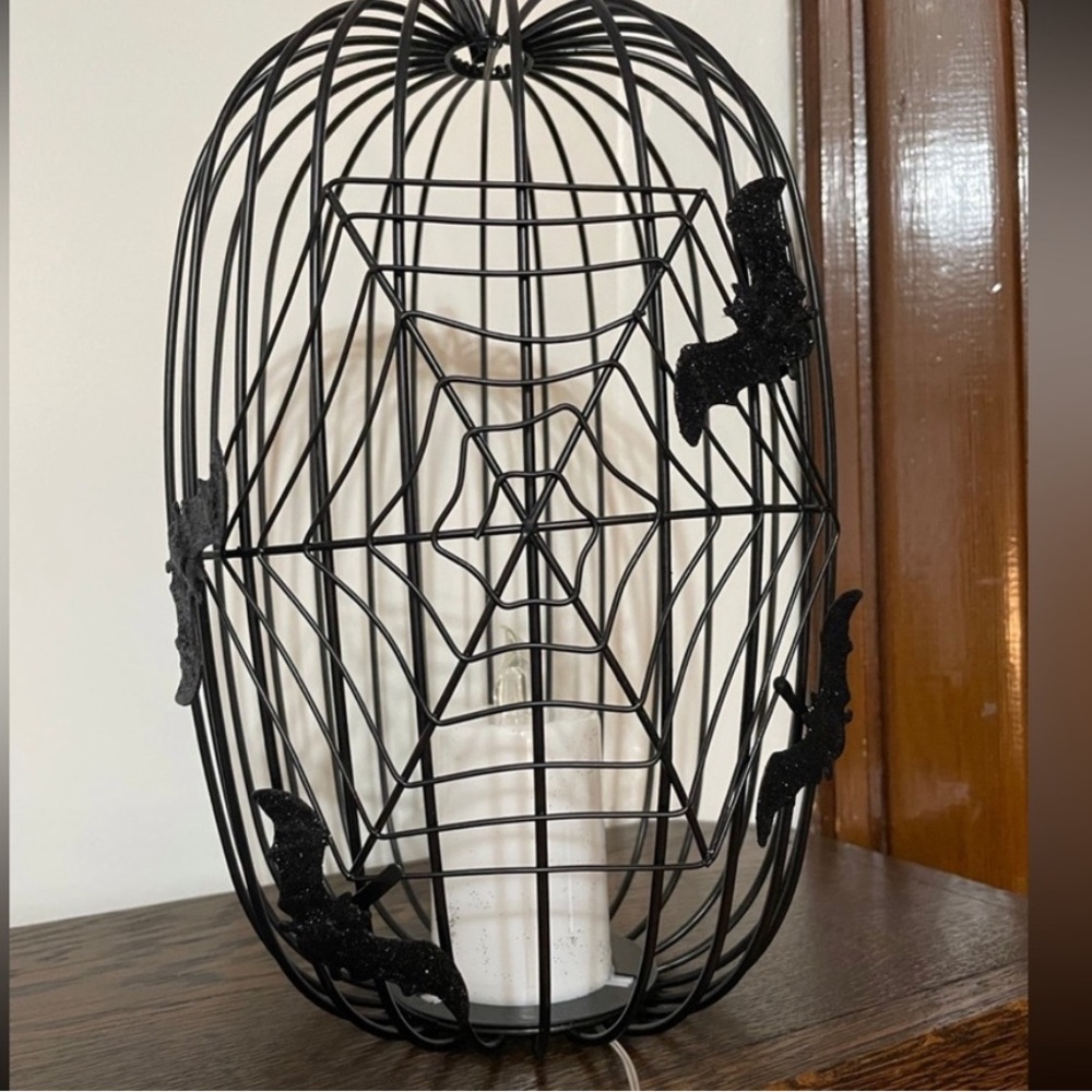 Black Wire Pumpkin Lantern with Bats